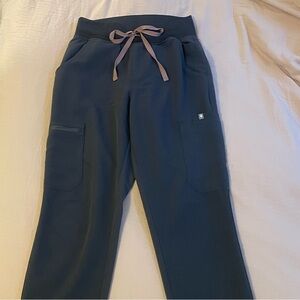 Figs Women High Waisted Skinny Scrub Pants™- Charcoal/ S (petite)